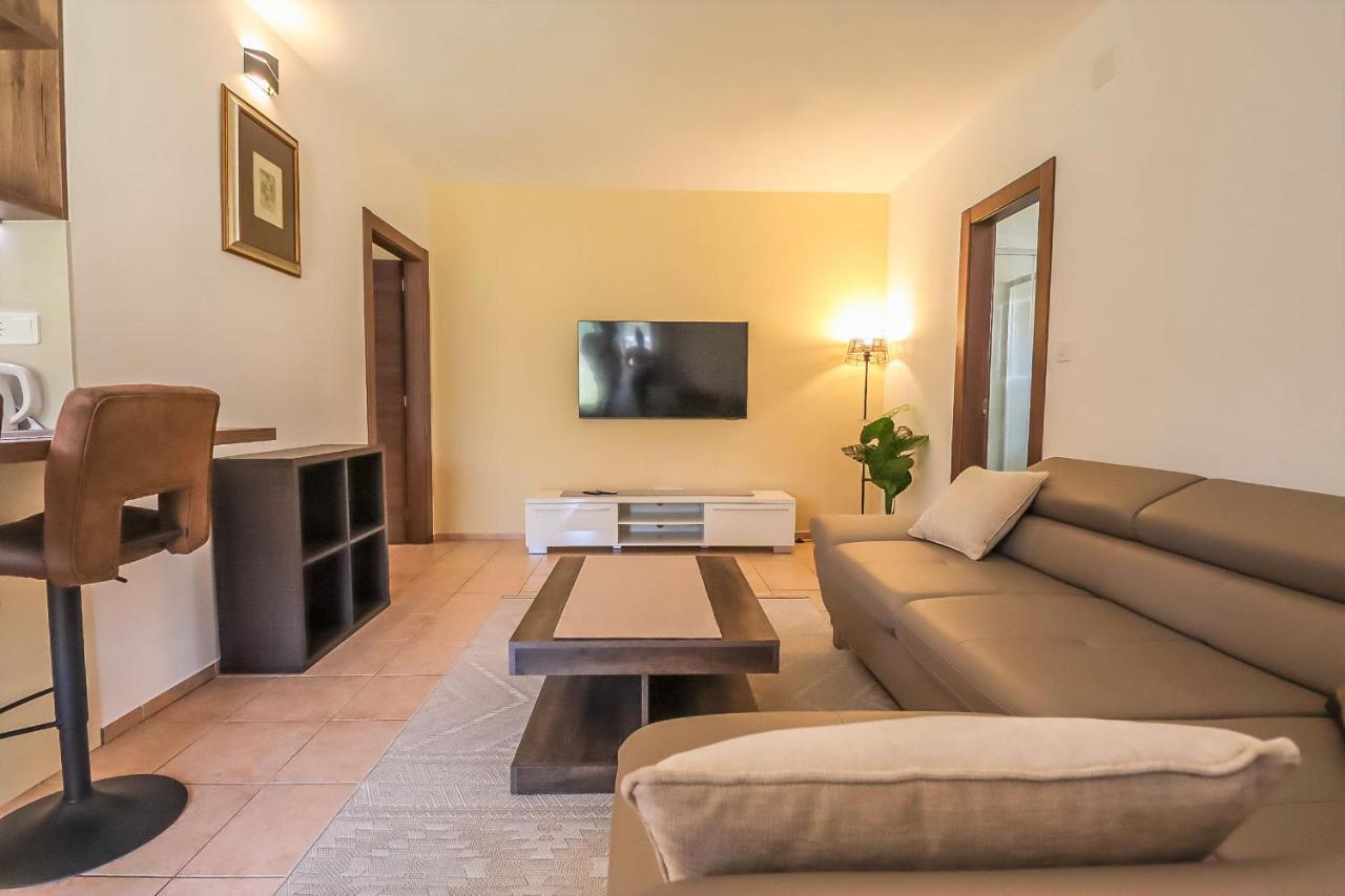 Apartments Primo - Pula Extérieur photo